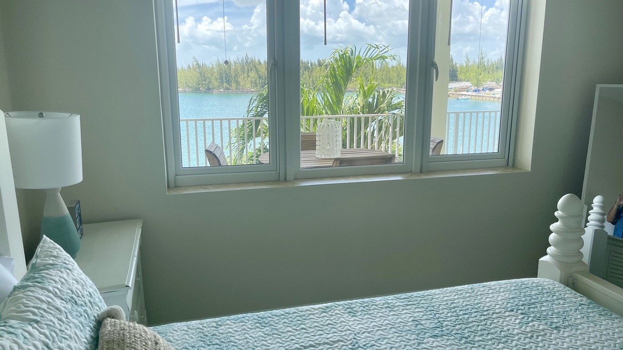 Photo of Bedroom in Grand Bahama Yacht Club