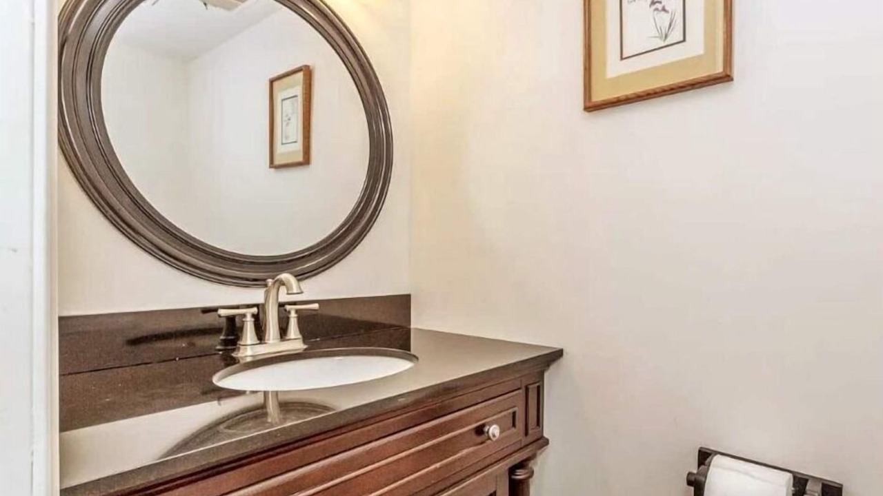 Photo of Bathroom in Beach Haven West