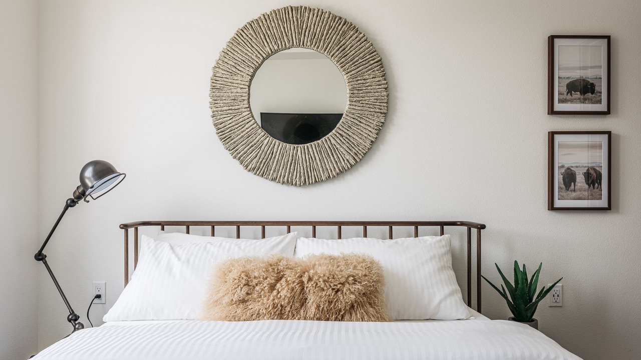 Photo of Bedroom in Historic Filipinotown