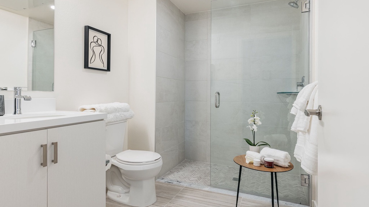 Photo of Bathroom in Historic Filipinotown