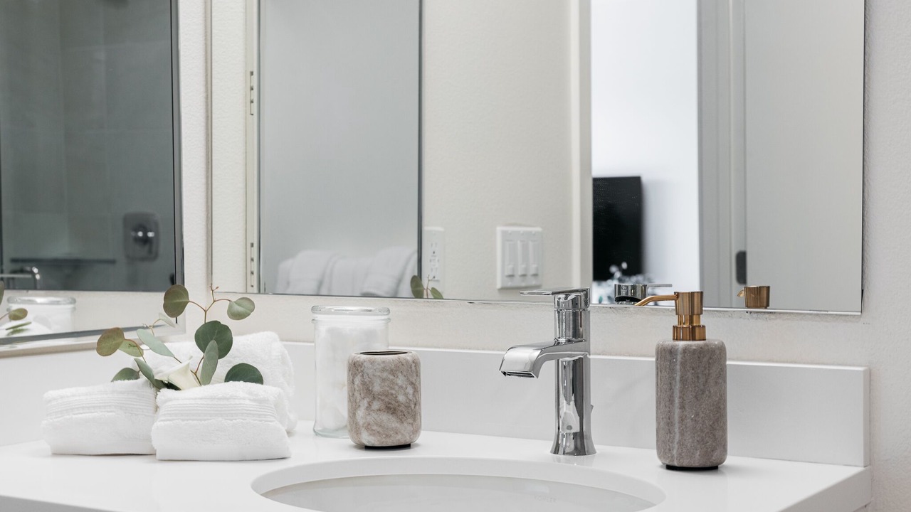 Photo of Bathroom in Historic Filipinotown