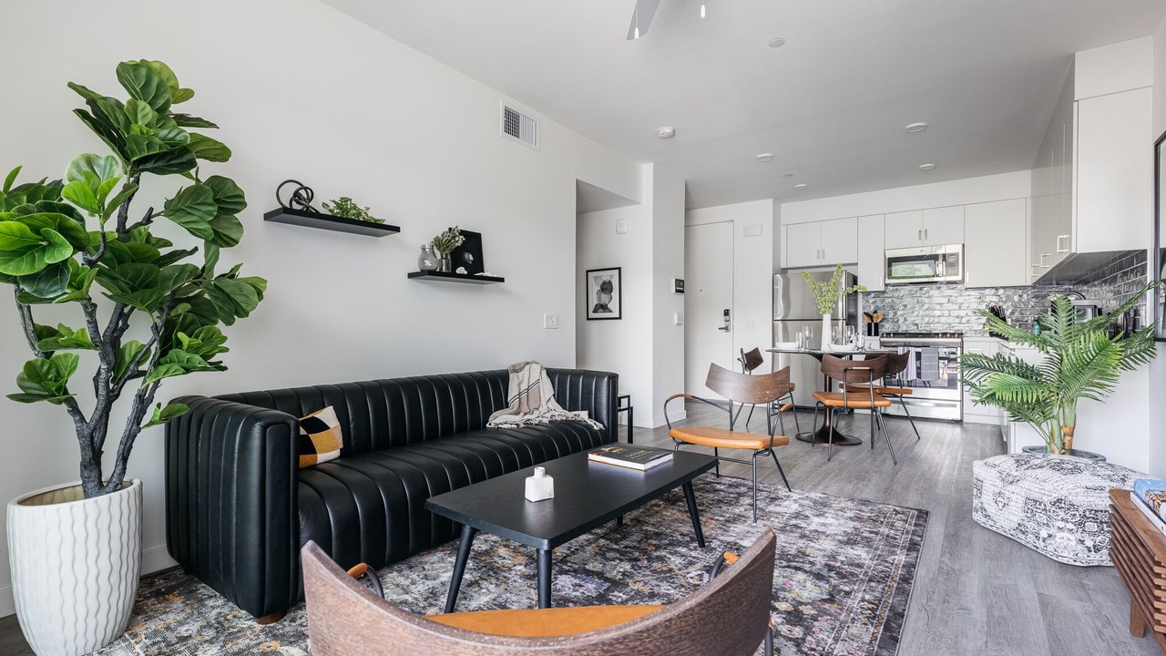 Photo of Livingroom in Historic Filipinotown