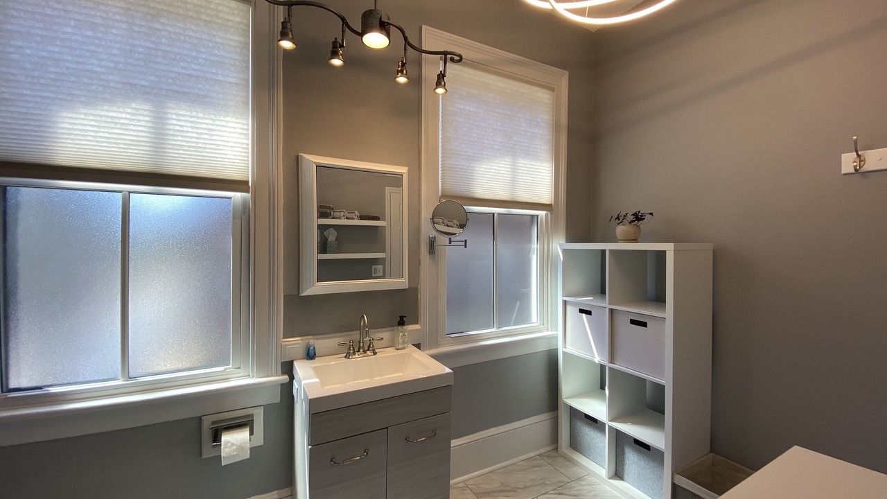 Photo of Bathroom in Beacon