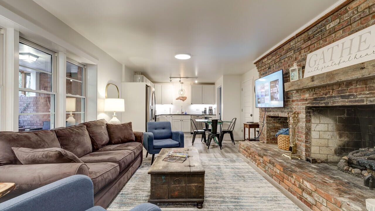 Photo of Livingroom in Crabtree