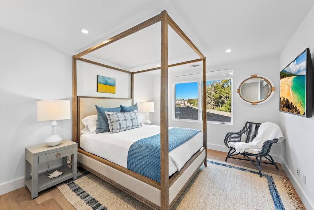 Photo of Bedroom in Corona del Mar