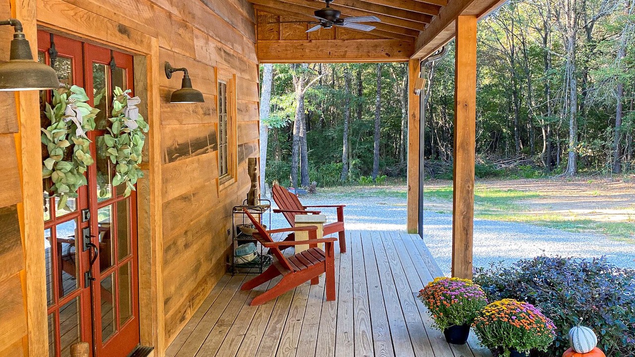 Photo of Outdoor in Etta