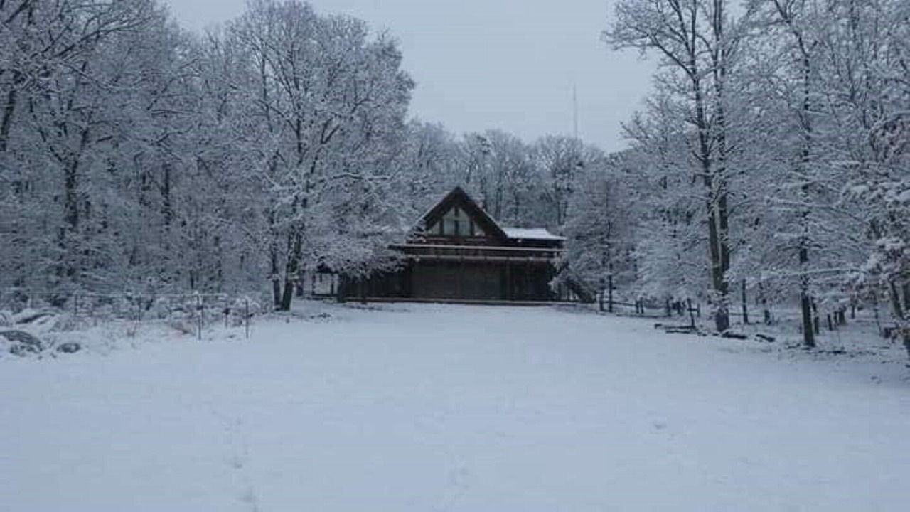 Photo of Outdoor in Pinnacle