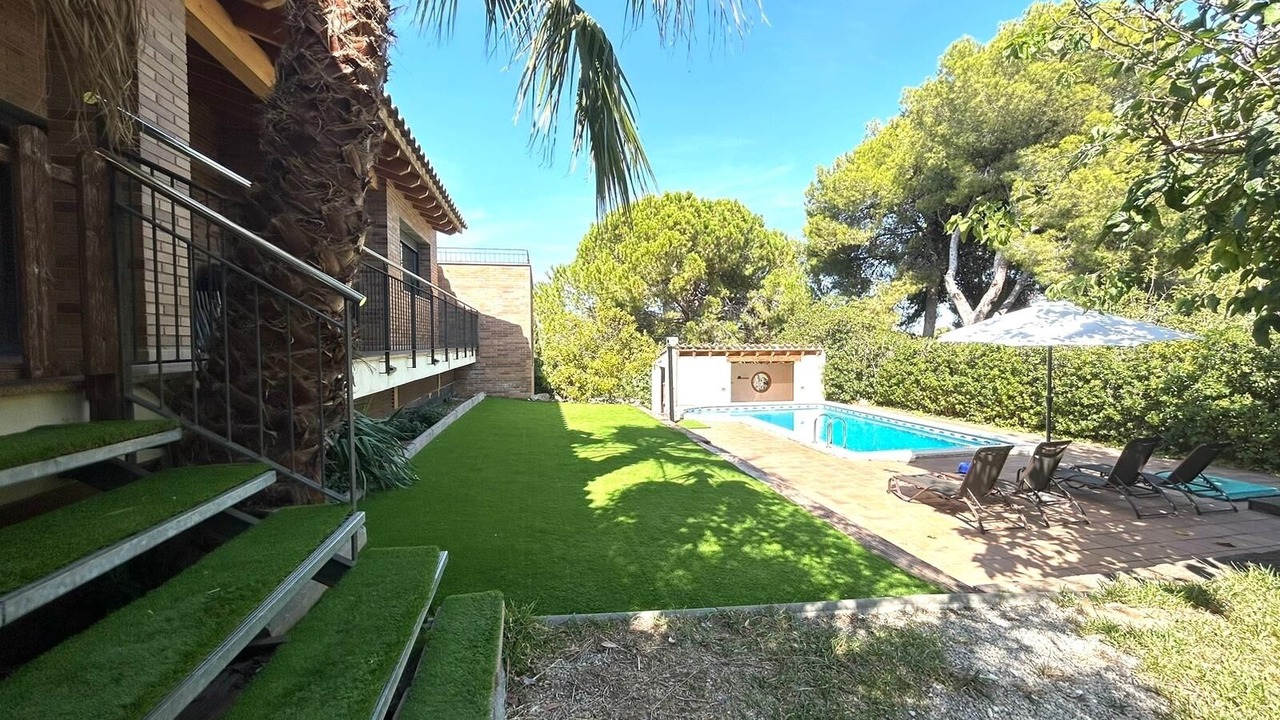 Photo of Outdoor in El Roc de Sant Gaieta