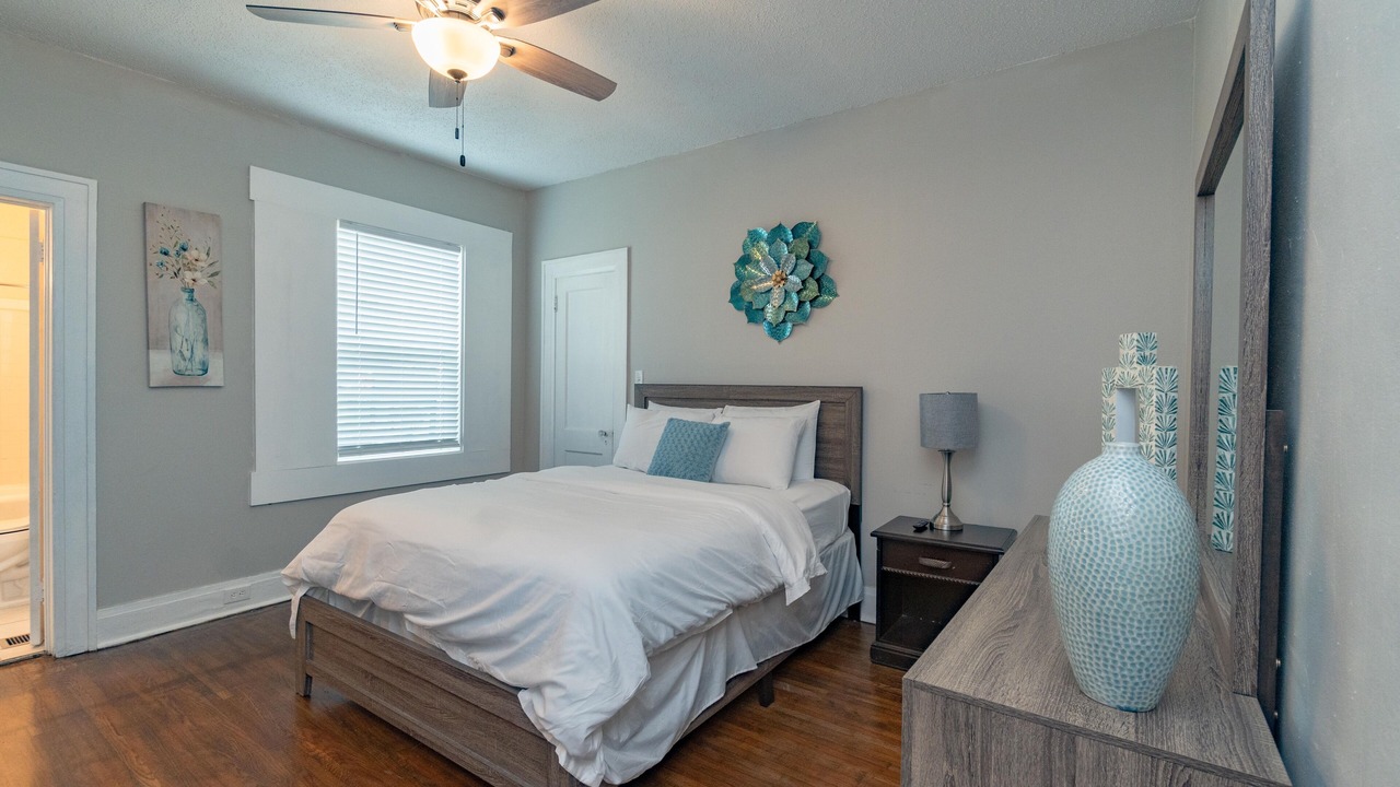 Photo of Bedroom in Montgomery