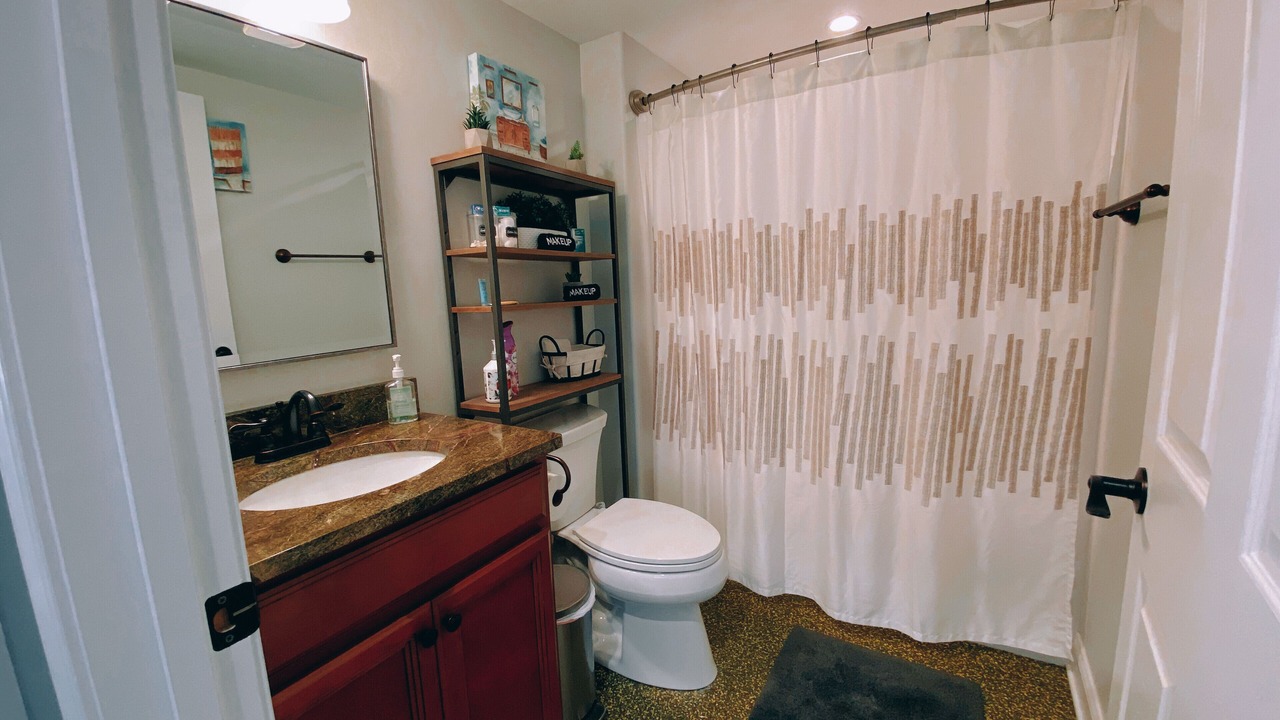 Photo of Bathroom in Martinsville