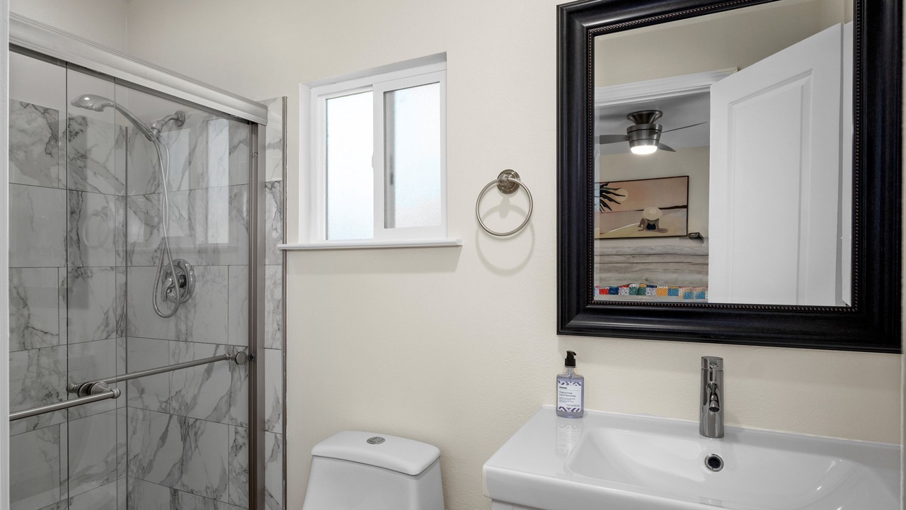 Photo of Bathroom in Raisin