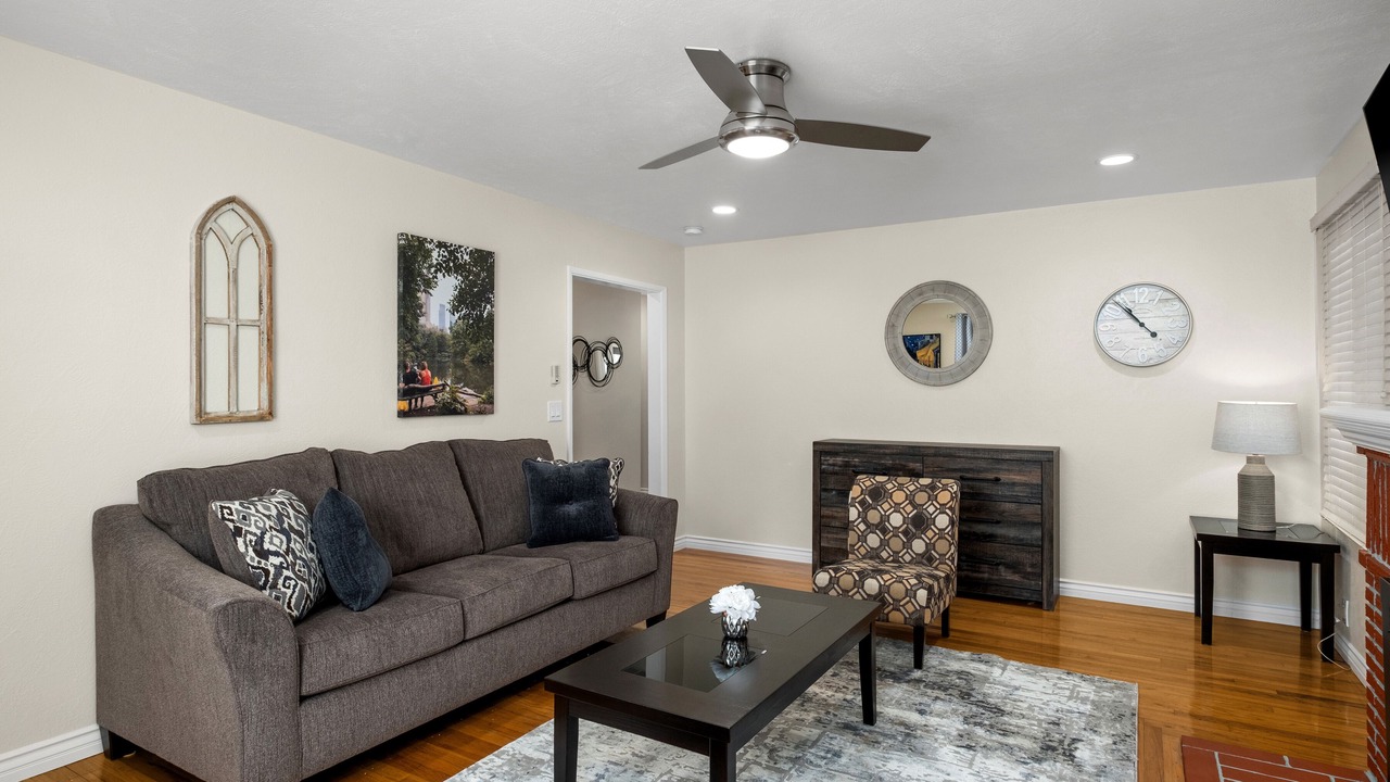 Photo of Livingroom in Raisin