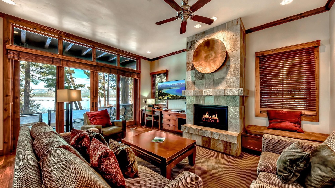 Photo of Livingroom in Sierra Shores