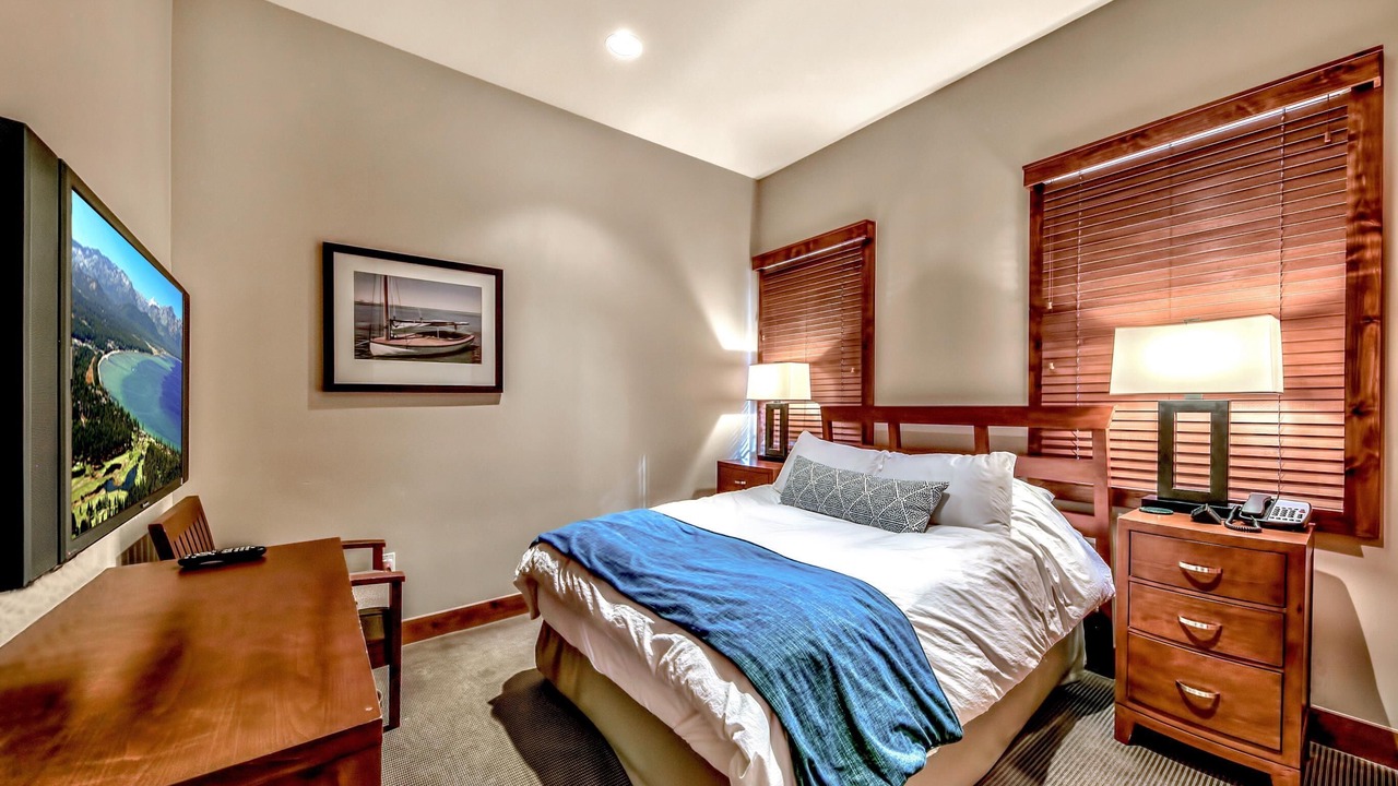 Photo of Bedroom in Sierra Shores