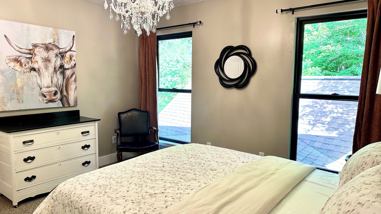 Photo of Bedroom in Deatsville