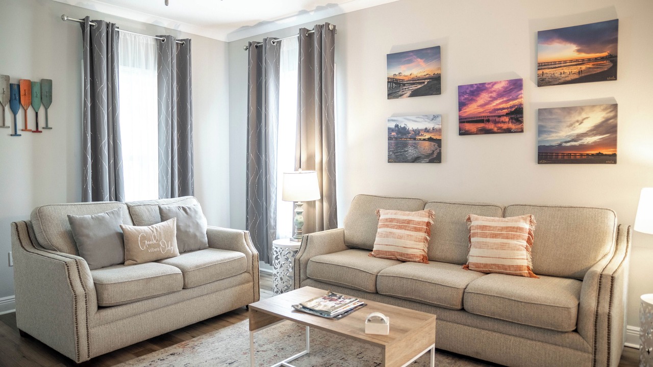 Photo of Livingroom in Biloxi