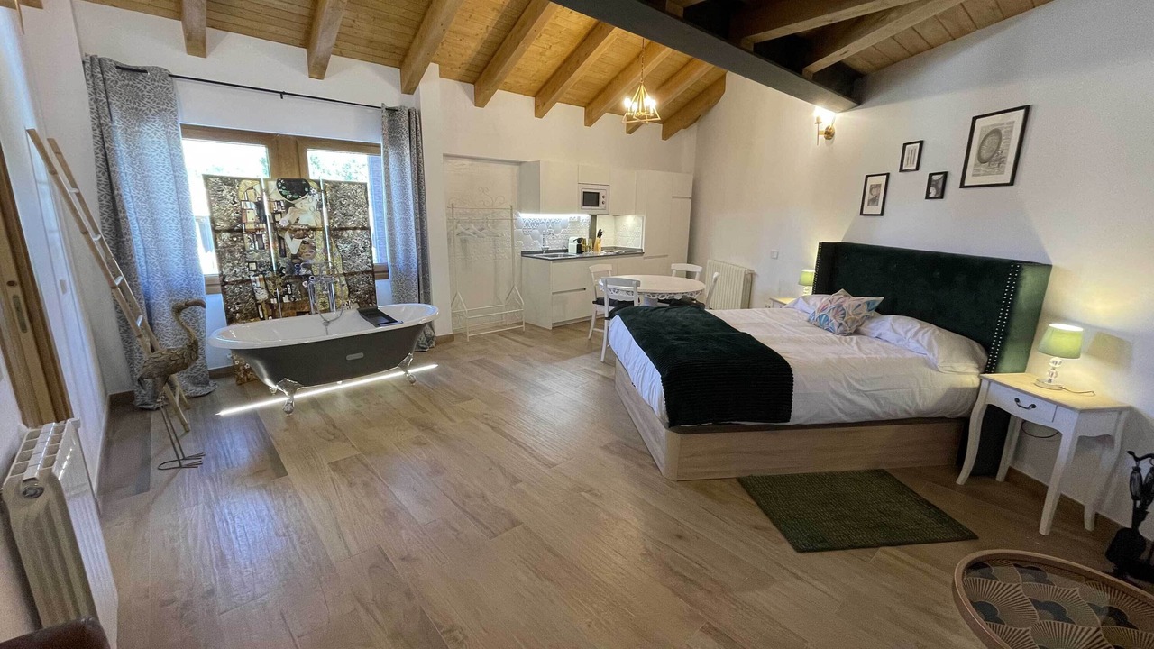 Photo of Bedroom in Montejo de la Sierra