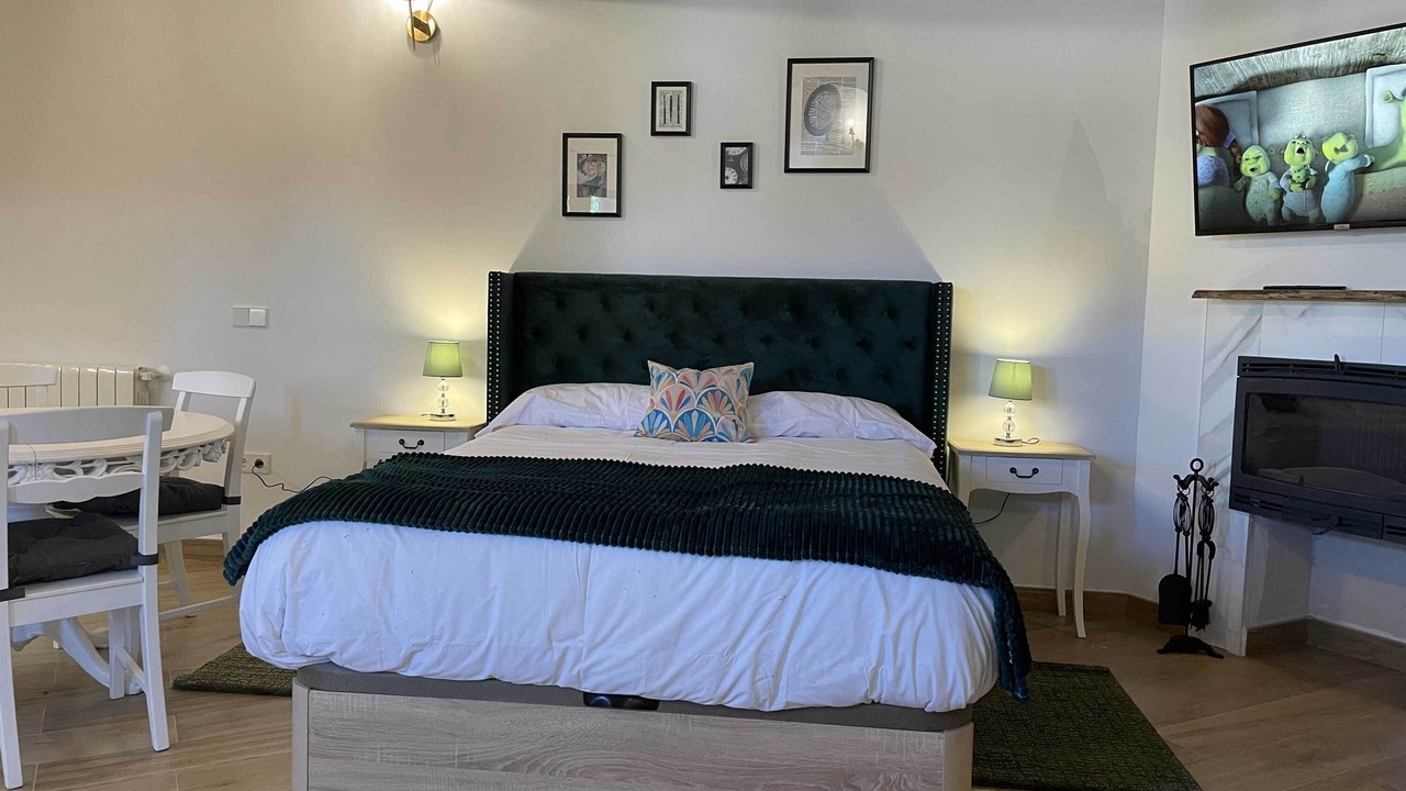 Photo of Bedroom in Montejo de la Sierra