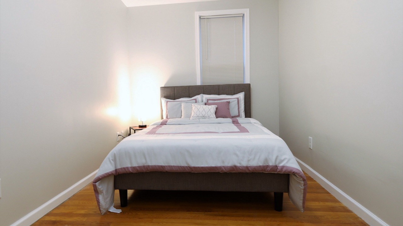 Photo of Bedroom in Belleville