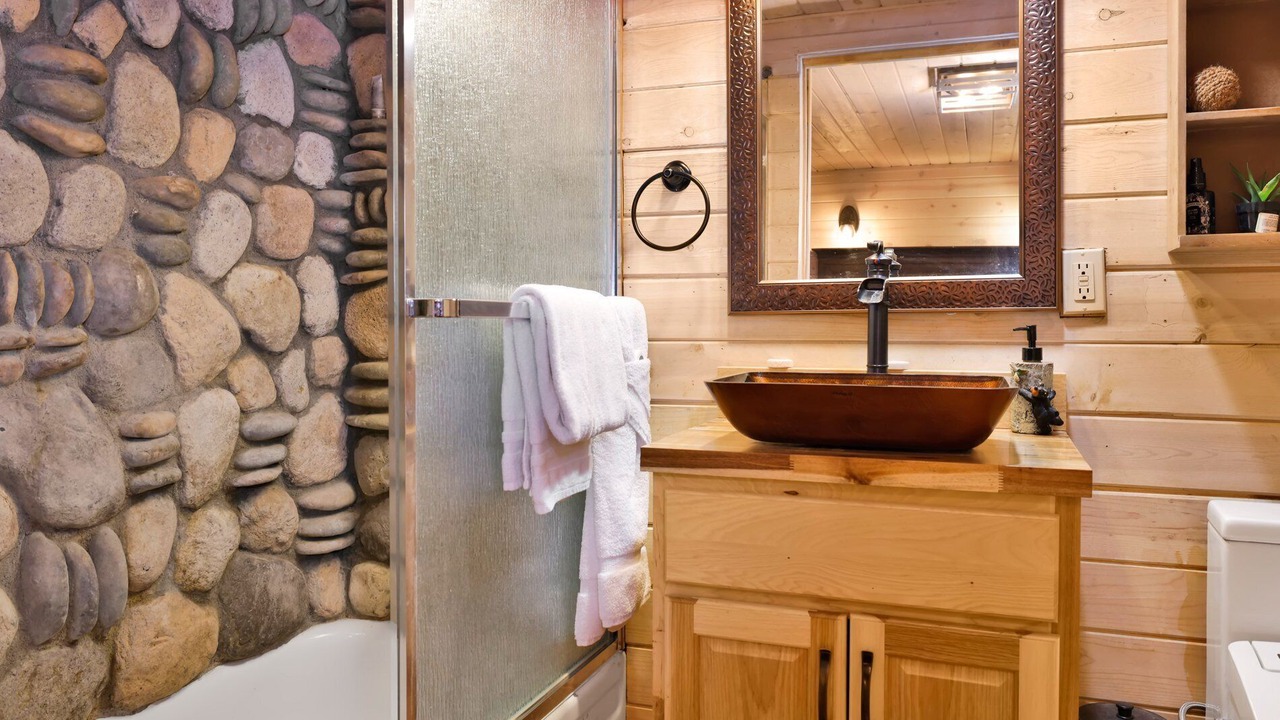 Photo of Bathroom in Big Bear