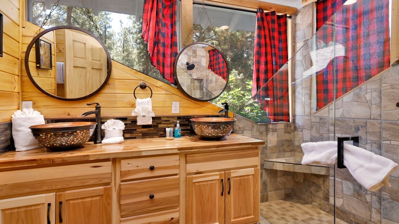 Photo of Bathroom in Big Bear