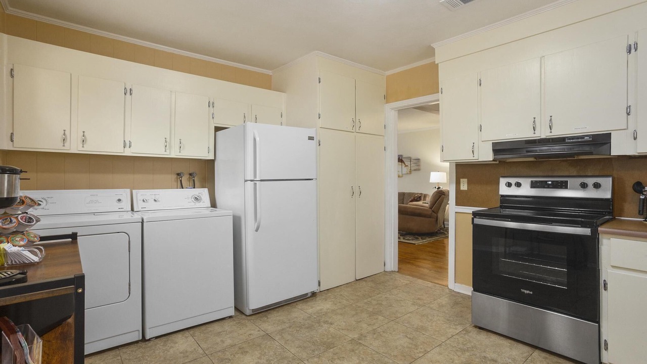 Photo of Kitchen in Southeast Pensacola
