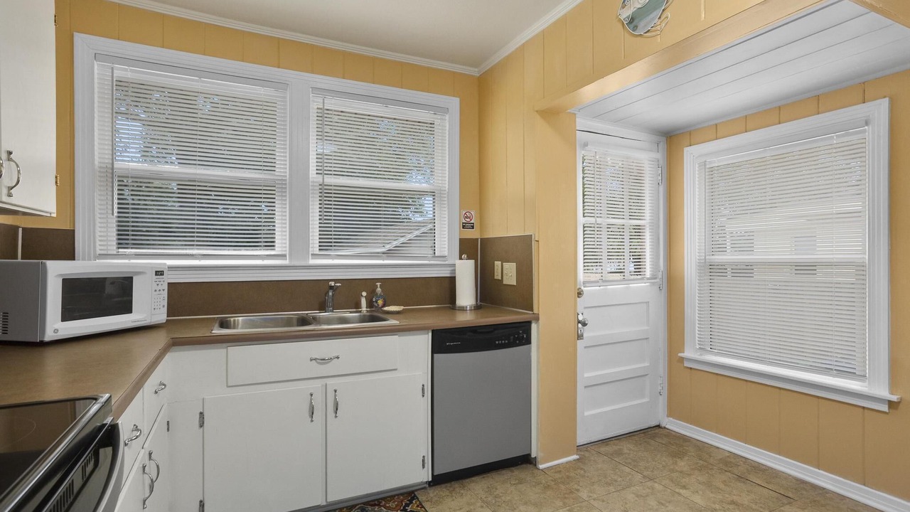 Photo of Kitchen in Southeast Pensacola