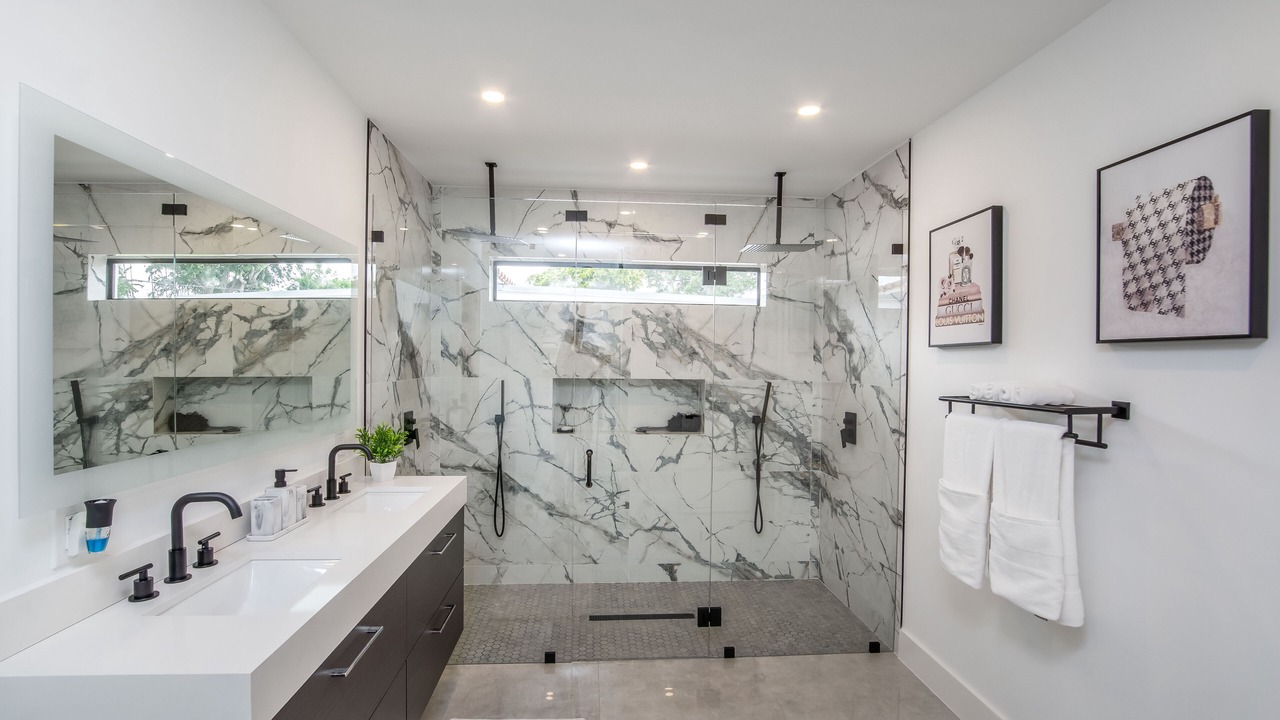 Photo of Bathroom in Northeast Miami