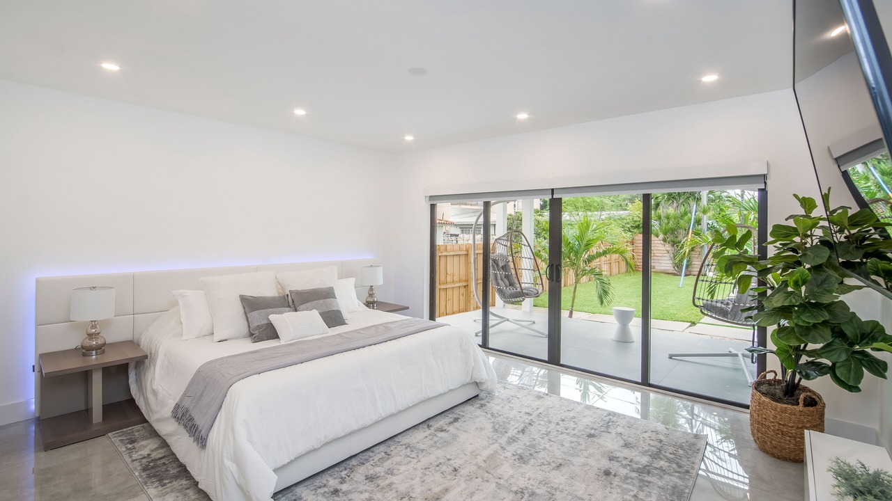 Photo of Bedroom in Northeast Miami