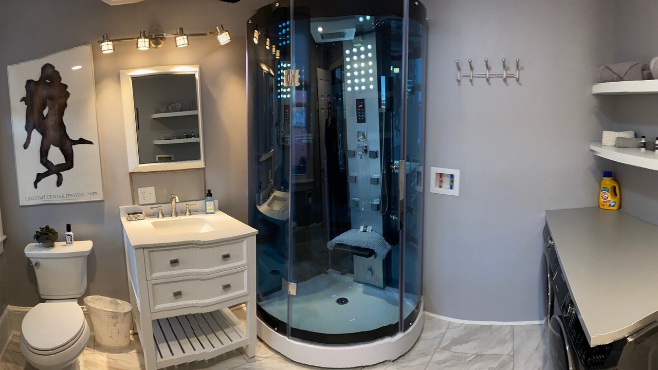 Photo of Bathroom in Beacon