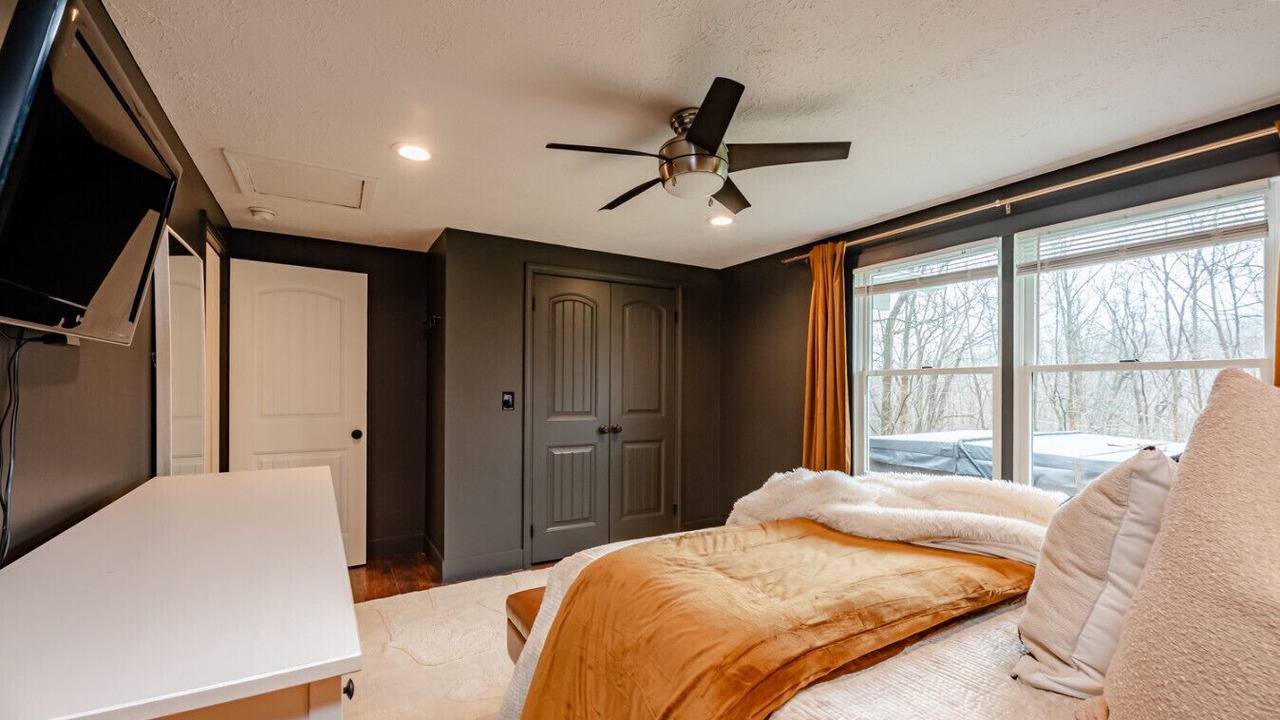 Photo of Bedroom in Bristol Hills