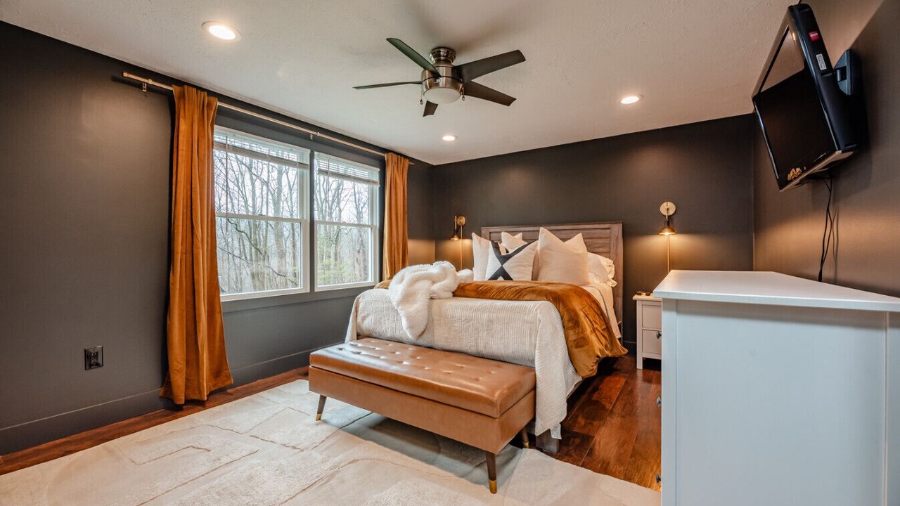 Photo of Bedroom in Bristol Hills