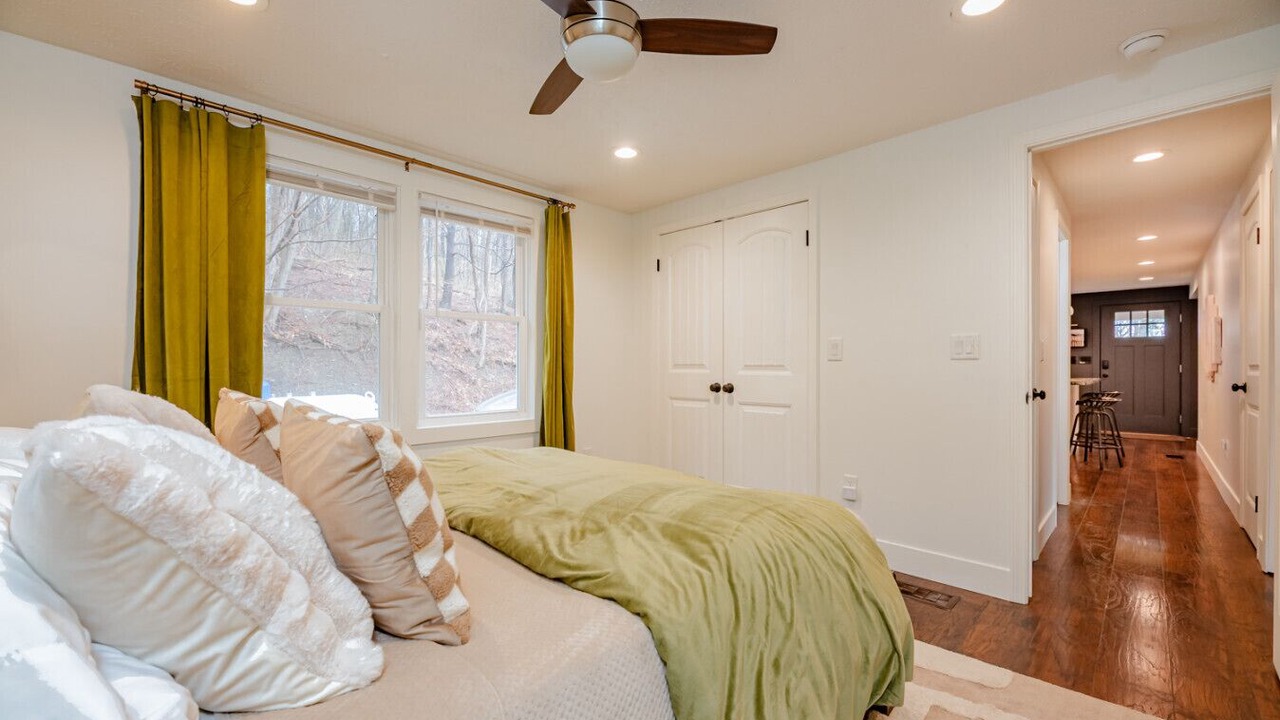 Photo of Bedroom in Bristol Hills