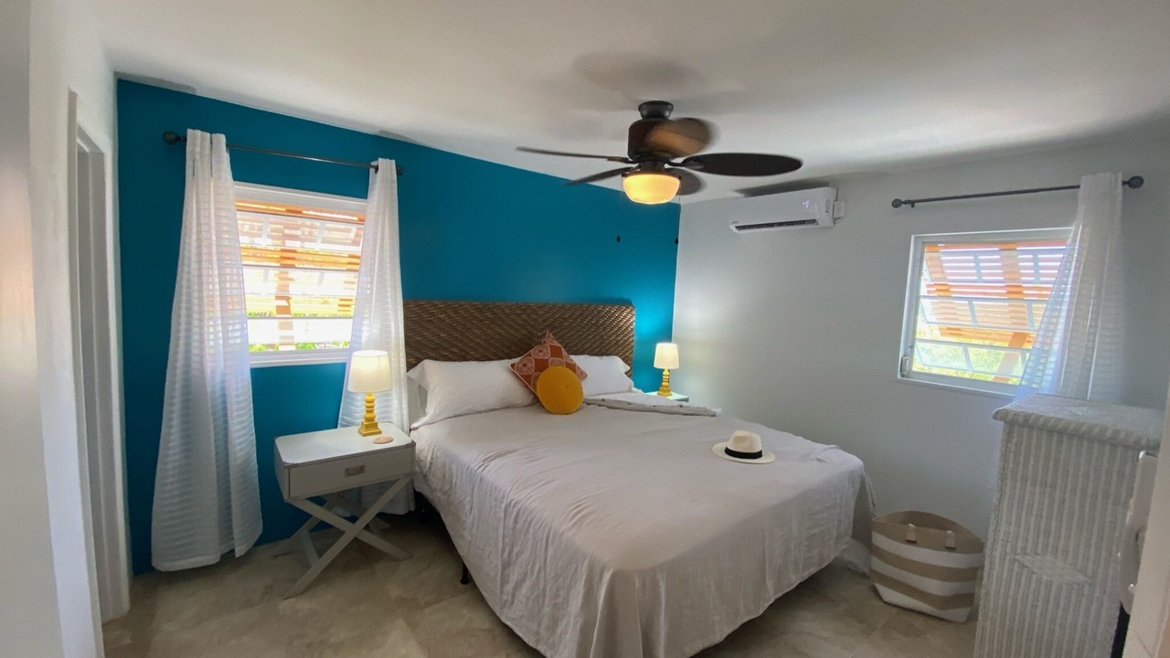 Photo of Bedroom in Farmer's Hill