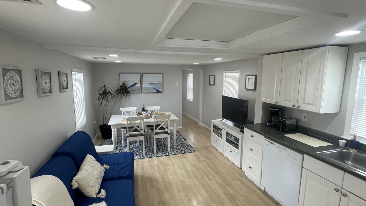 Photo of Livingroom in Ship Bottom