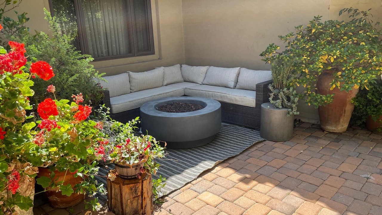 Photo of Patio Balcony in Los Angeles County