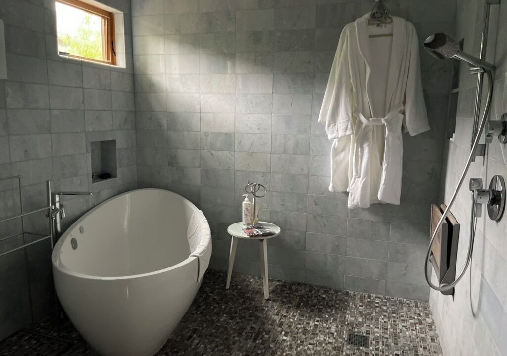 Photo of Bathroom in Del Rey