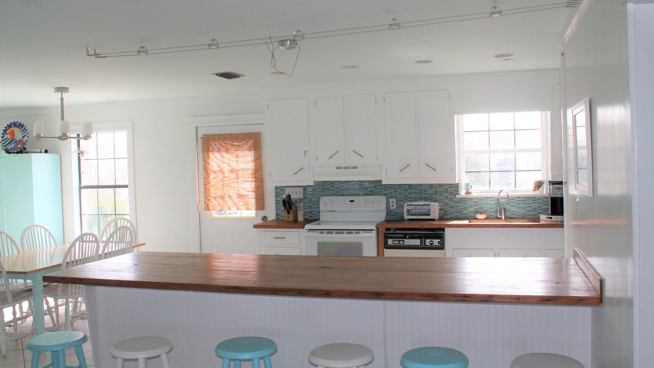 Photo of Kitchen in Silver Cay