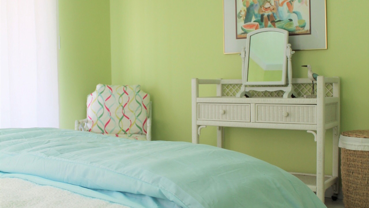 Photo of Bedroom in Silver Cay