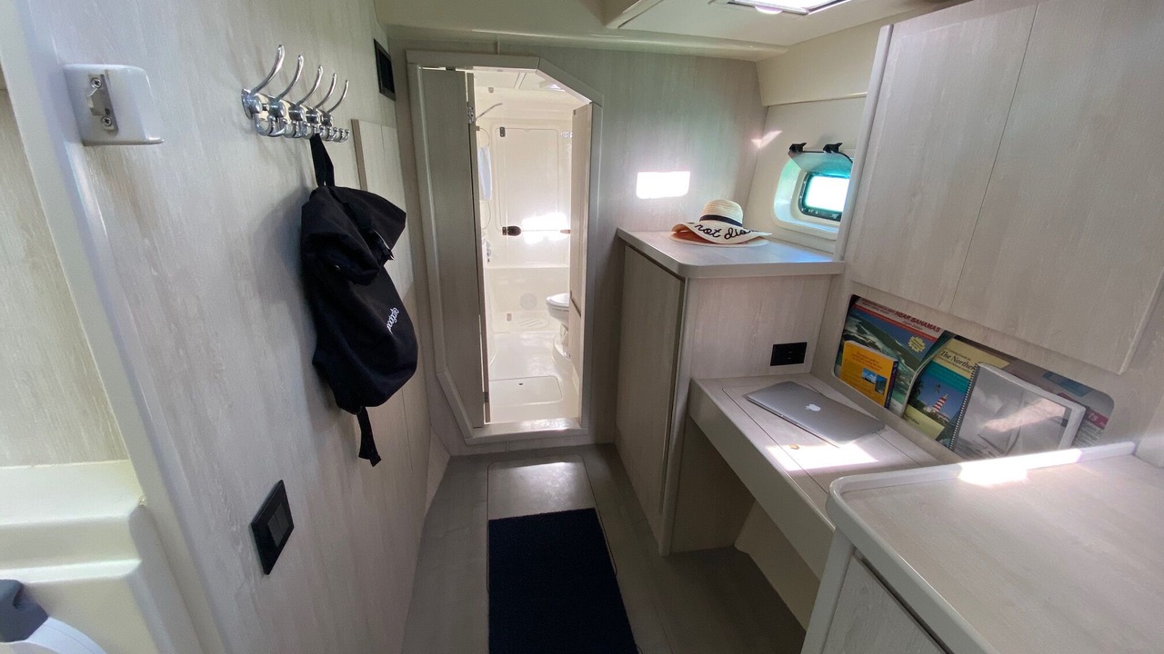 Photo of Bathroom in Staniel Cay