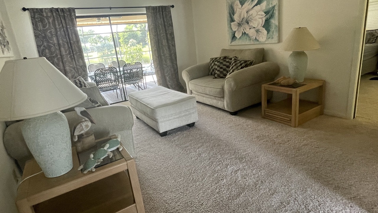 Photo of Livingroom in East Naples