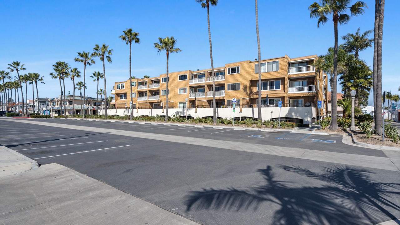 Photo of Others in Balboa Peninsula