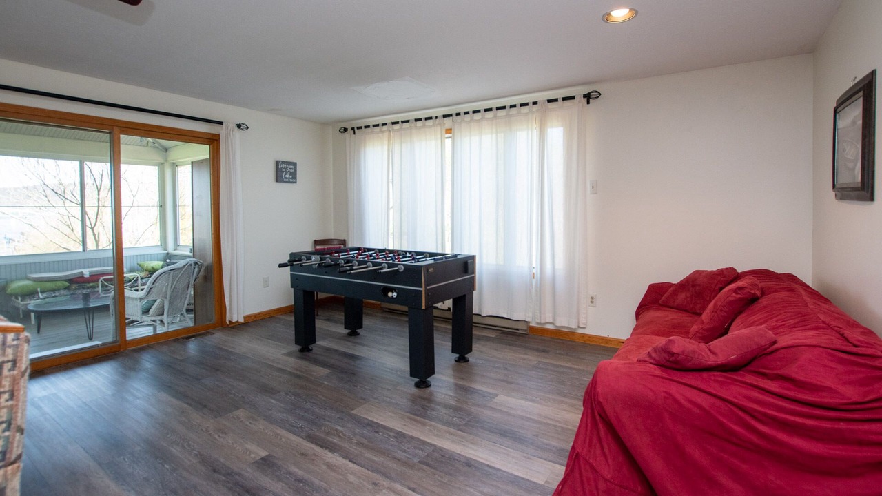Photo of Bedroom in Conesus