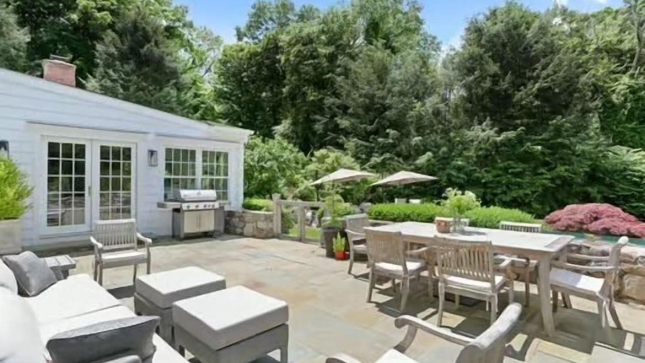 Photo of Outdoor in Westport