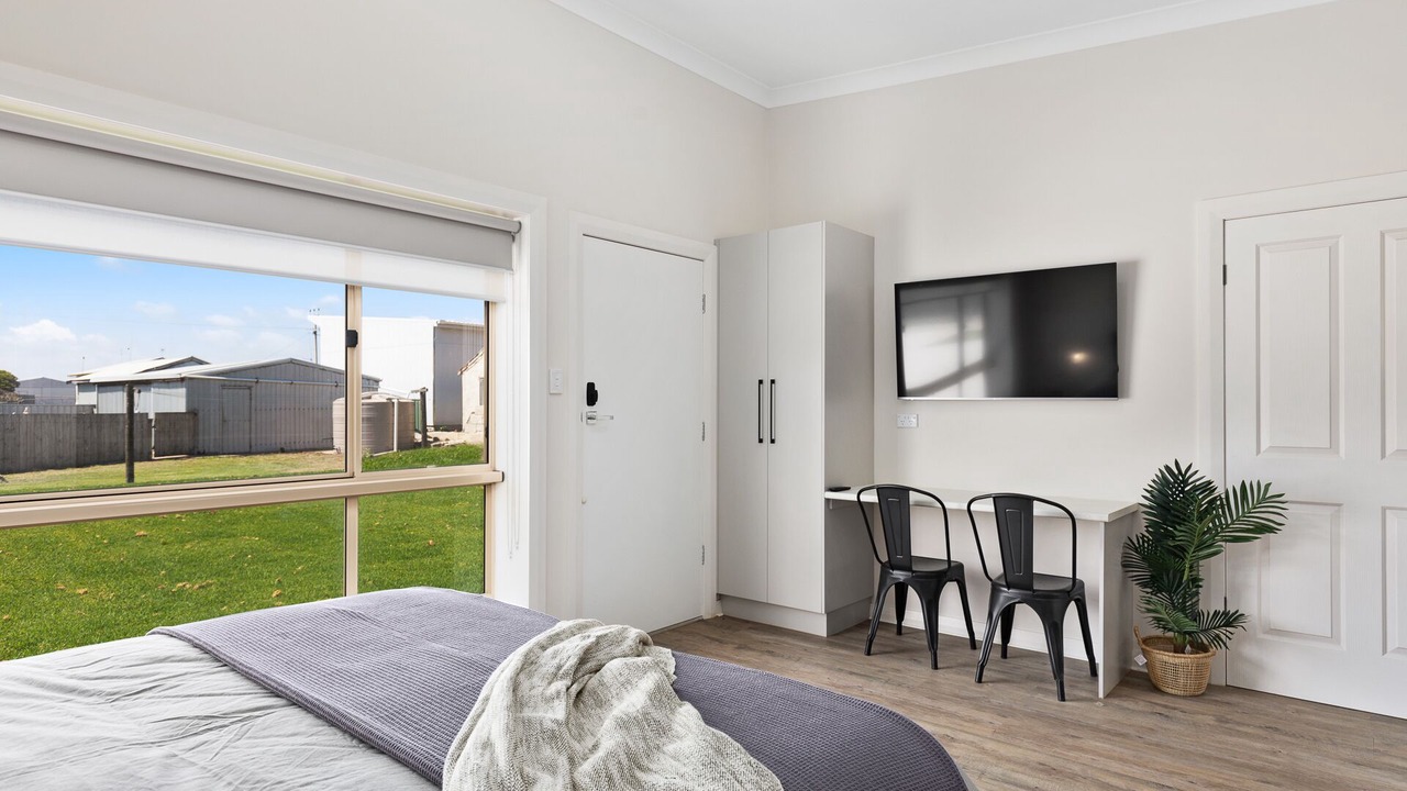 Photo of Bedroom in Carpenter Rocks