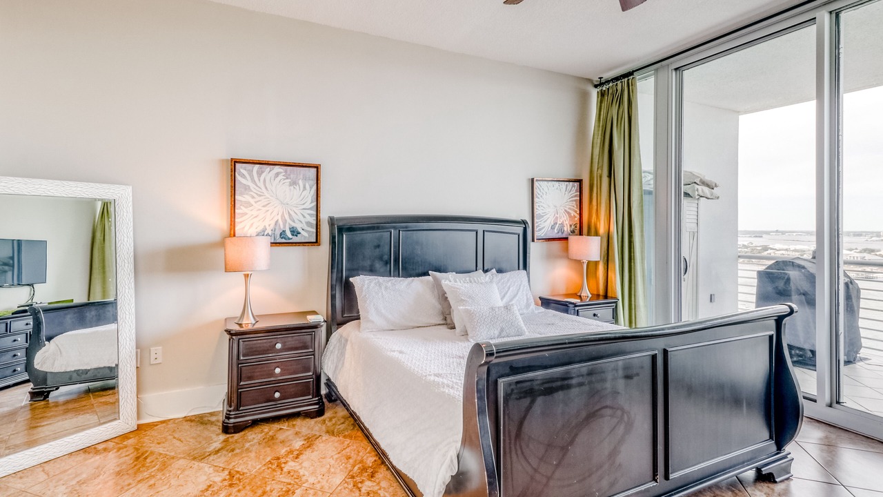 Photo of Bedroom in Orange Beach East