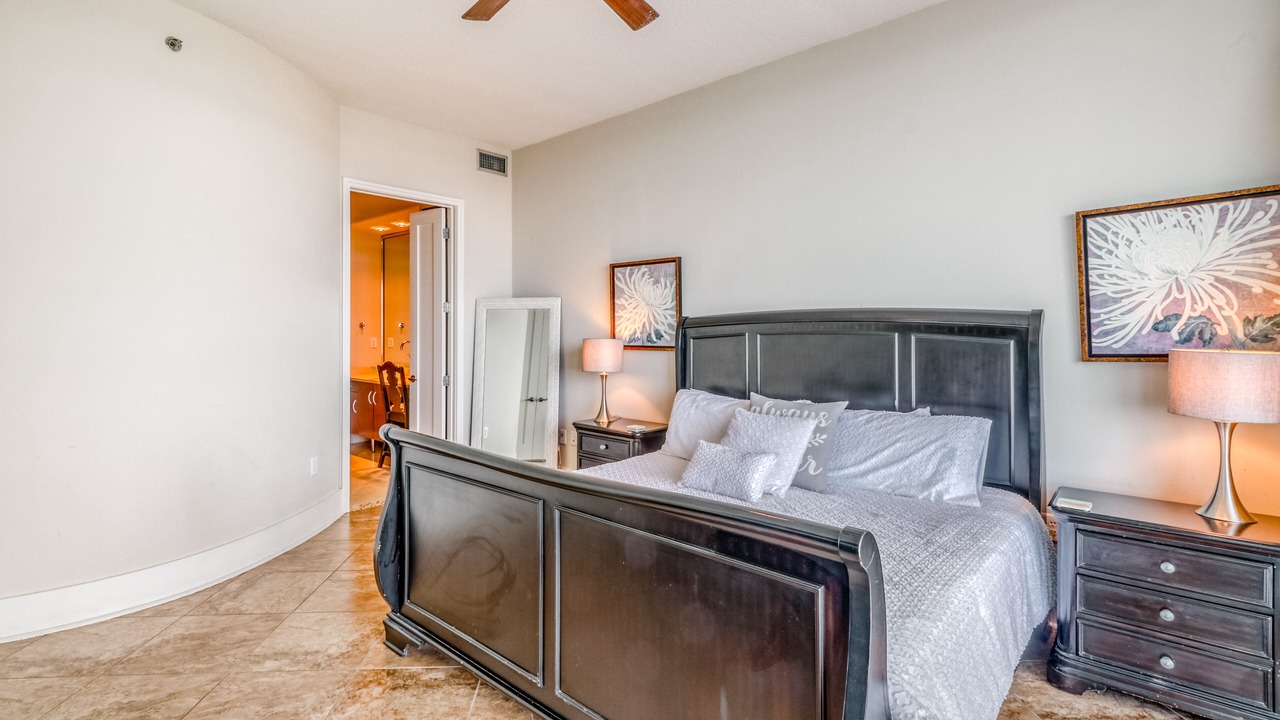 Photo of Bedroom in Orange Beach East