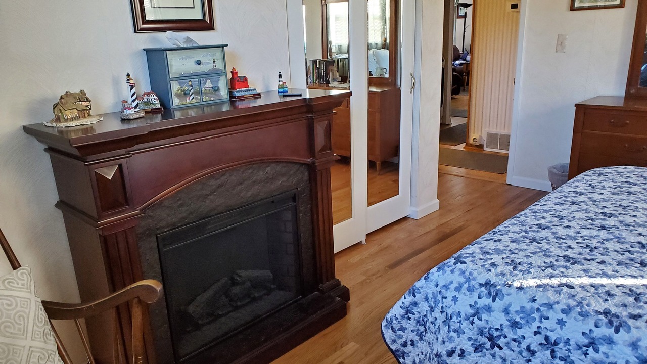 Photo of Bedroom in Silver Creek