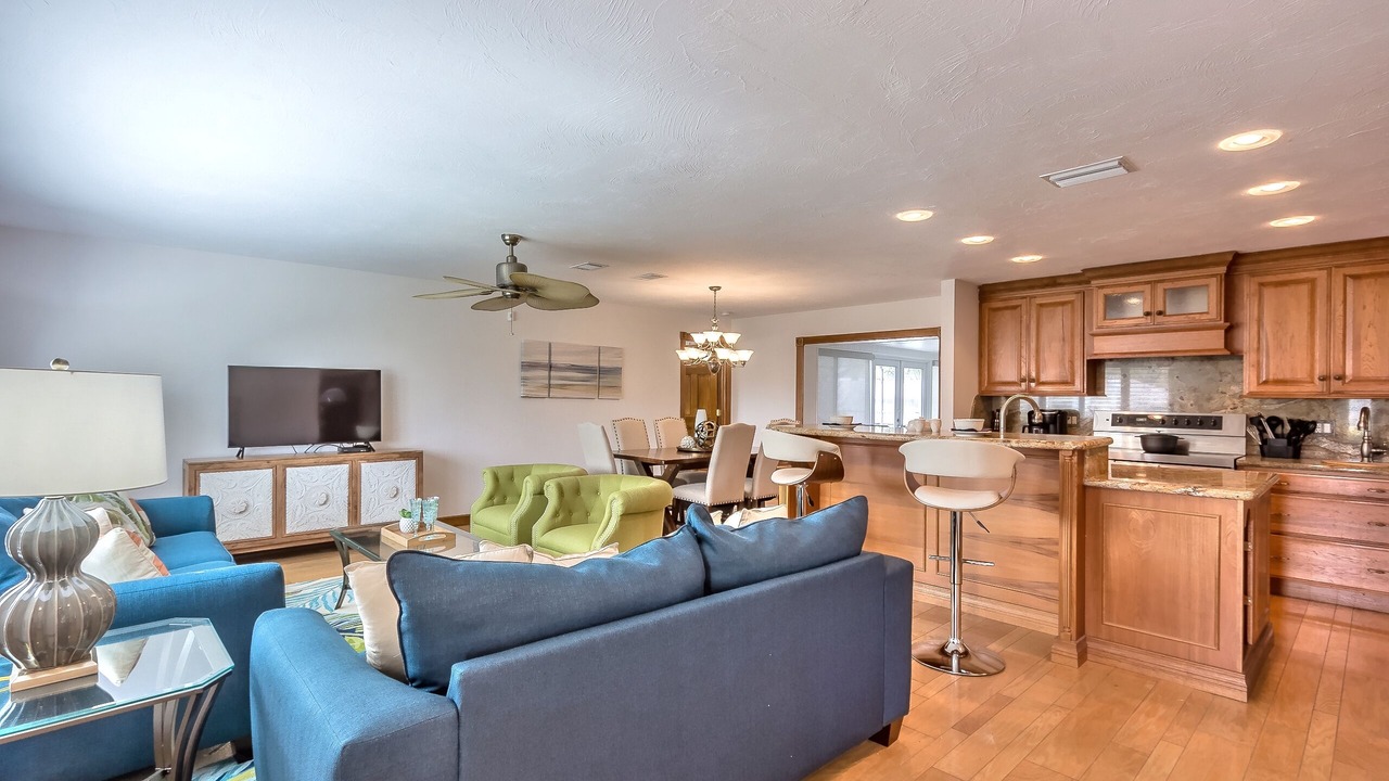 Photo of Livingroom in Ormond Shores Estates