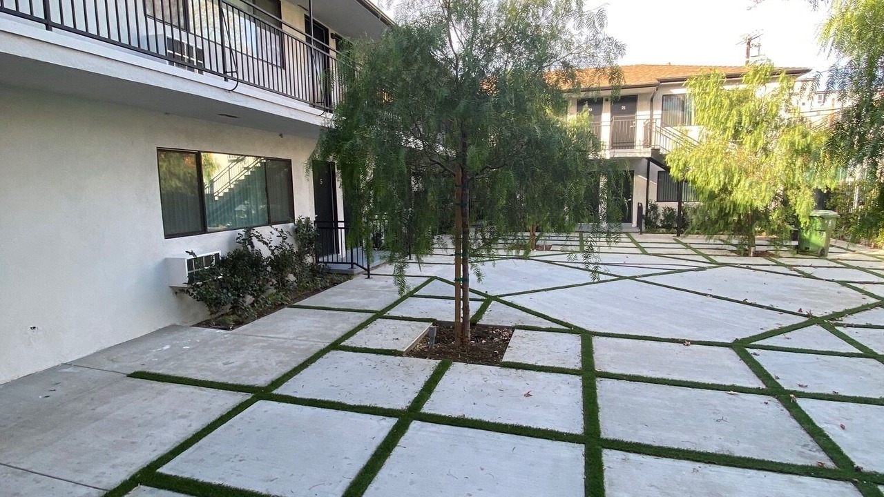 Photo of Outdoor in Hollywood